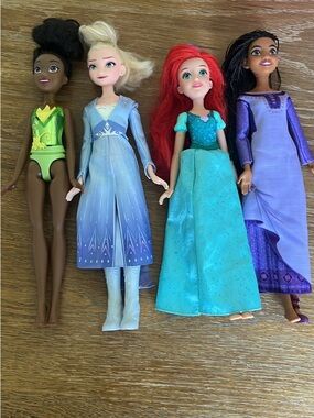 Disney Barbie doll Lot